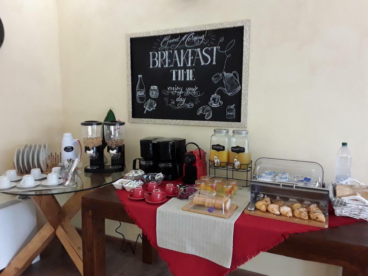 Red Lion Guest House Местре Экстерьер фото